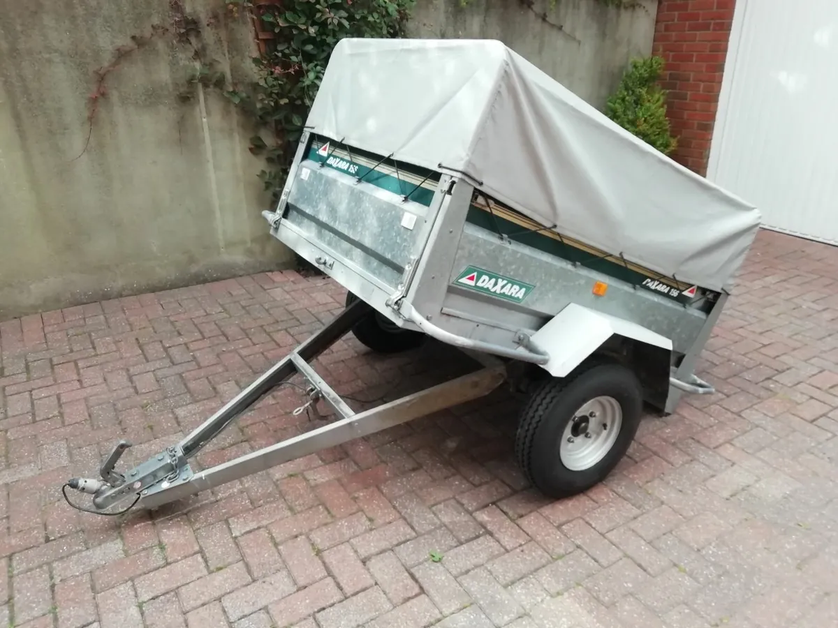 Trailer - Image 1