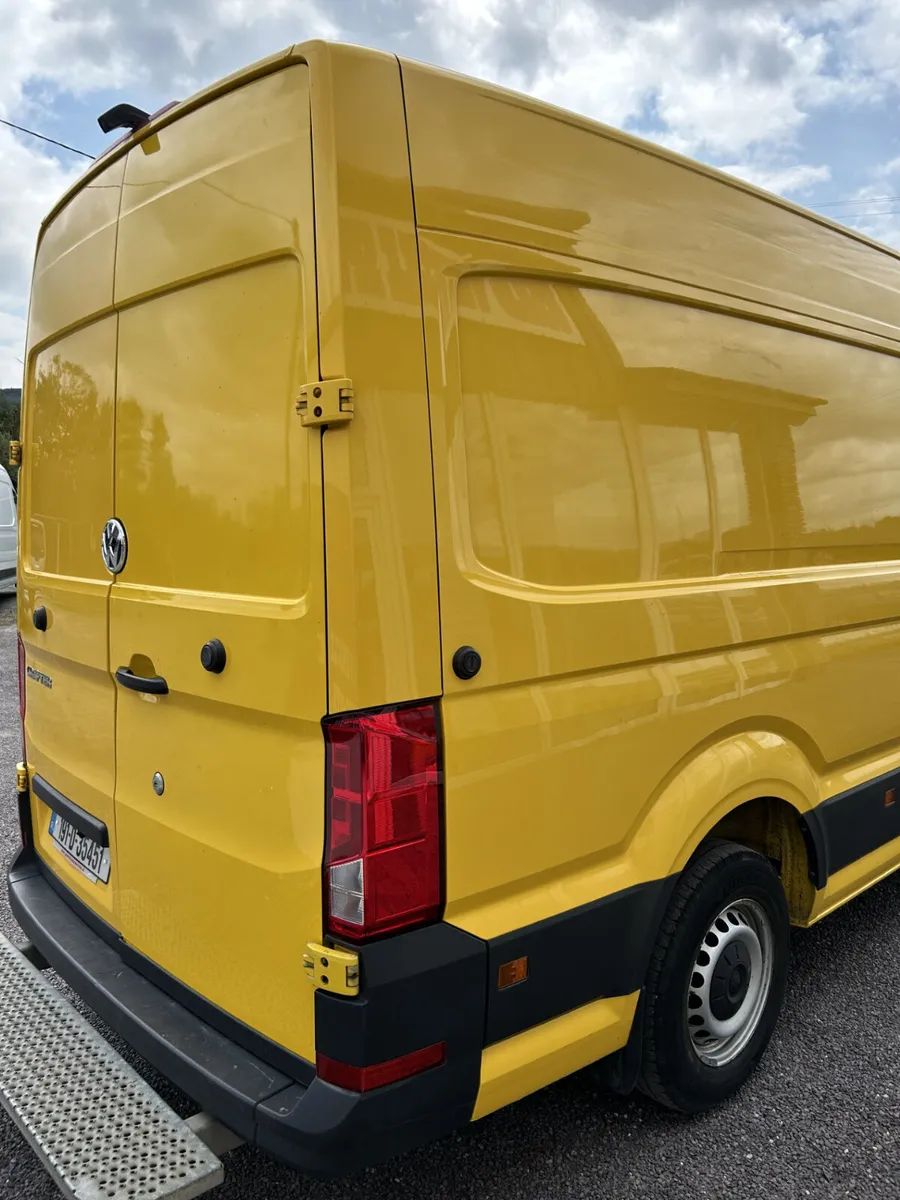 Volkswagen Crafter 35 LWB 140HP MANUAL 6SPEED FWD - Image 4