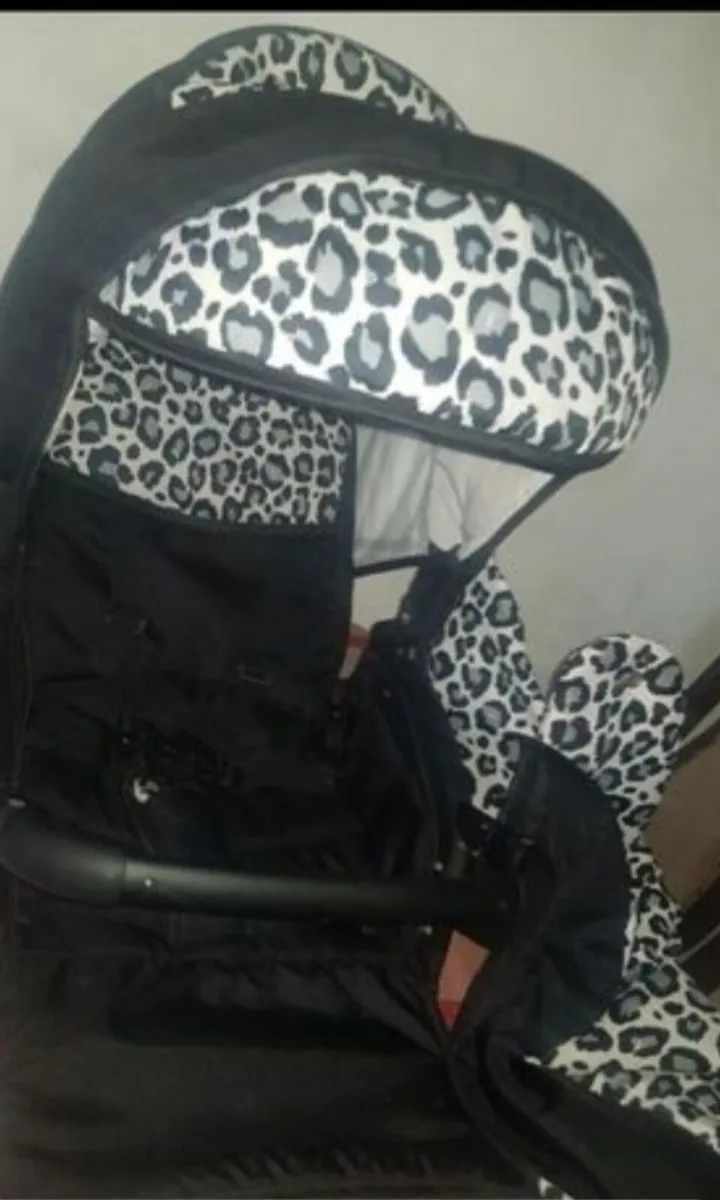 Buggy travel system New condition - Image 4