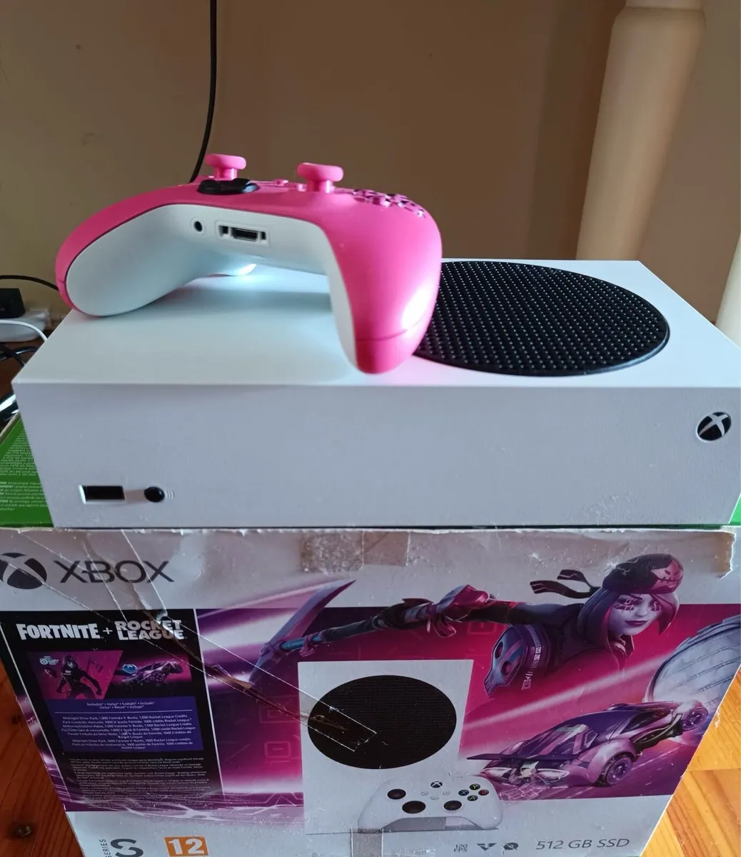 Xbox Series S+Shock Pink Controller+Battery - Image 2