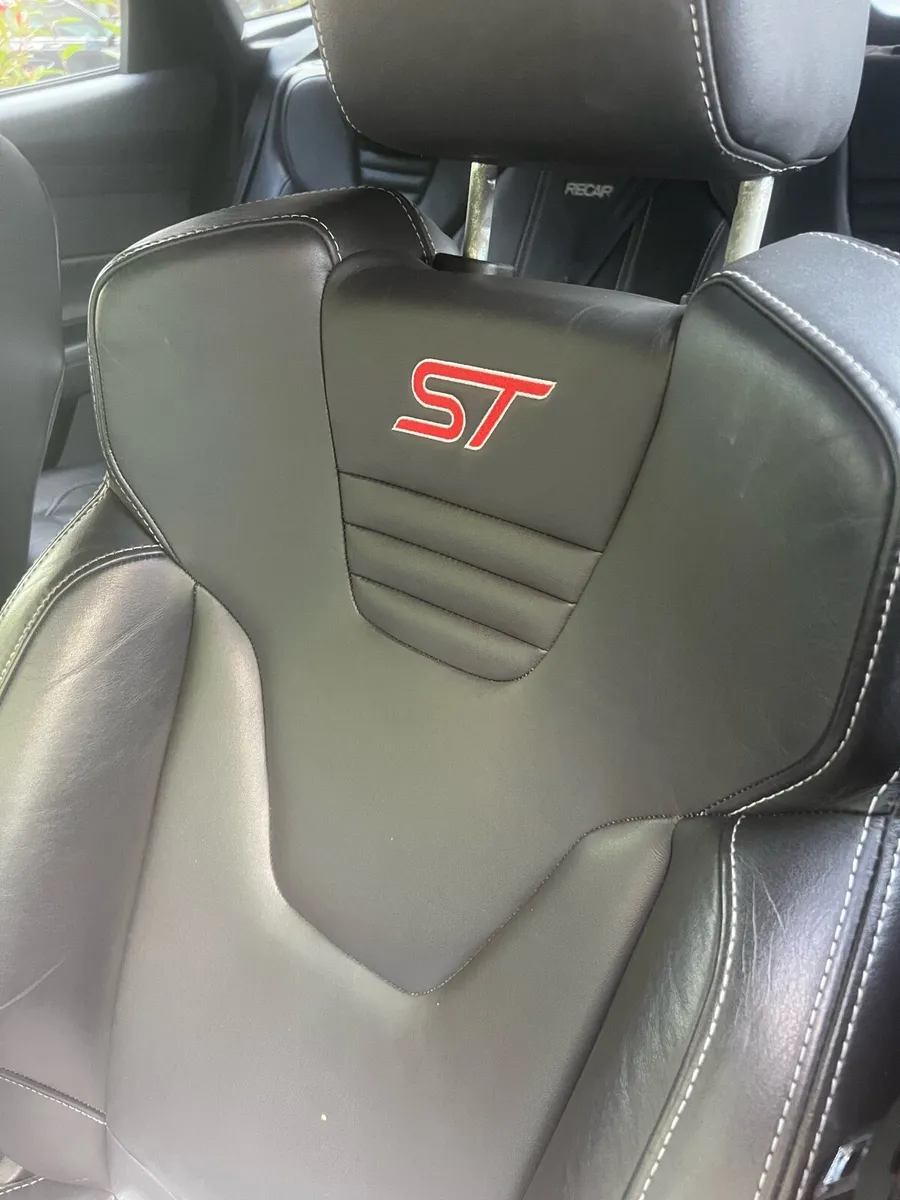*Ford Focus ST Stealth Grey* - Image 4
