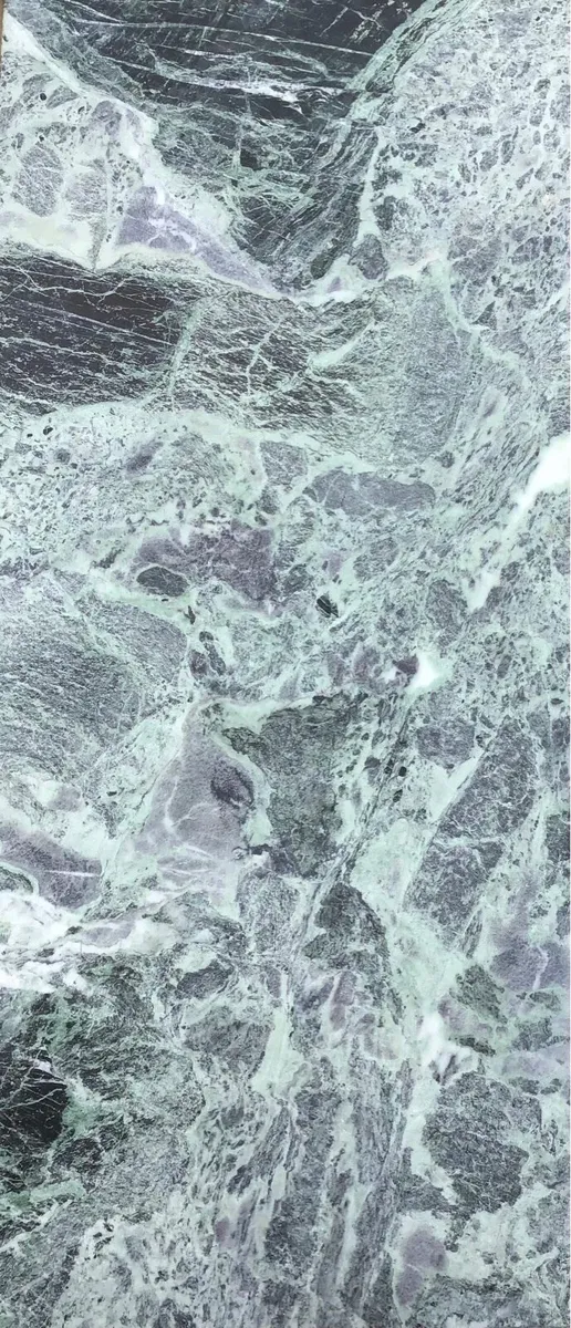 Slab of green marble - Image 3
