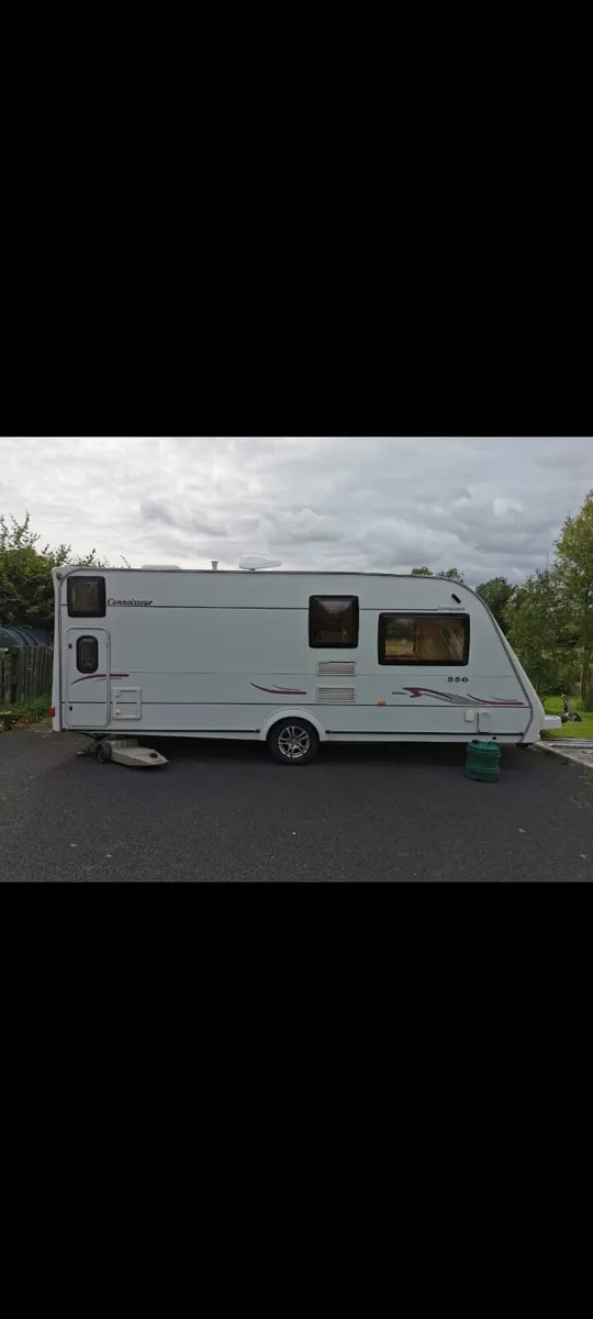 6 berth caravan - Image 1