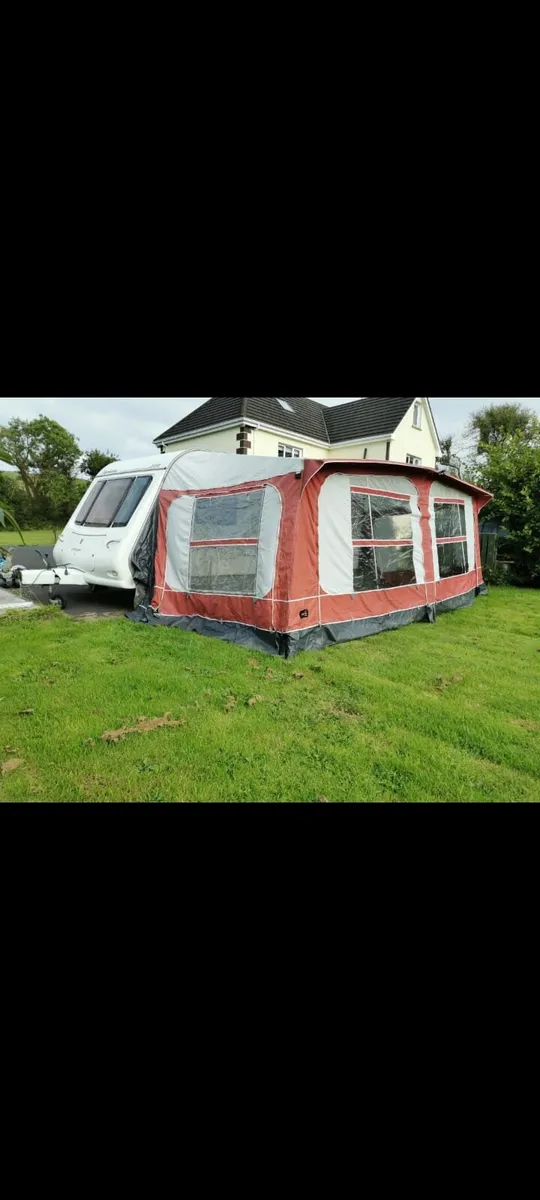6 berth caravan - Image 2