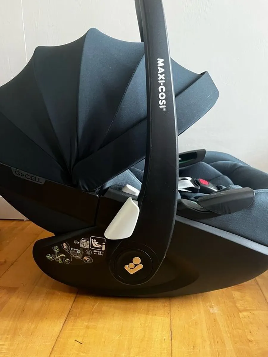 New maxi cosi pebble 360 plus base - Image 4