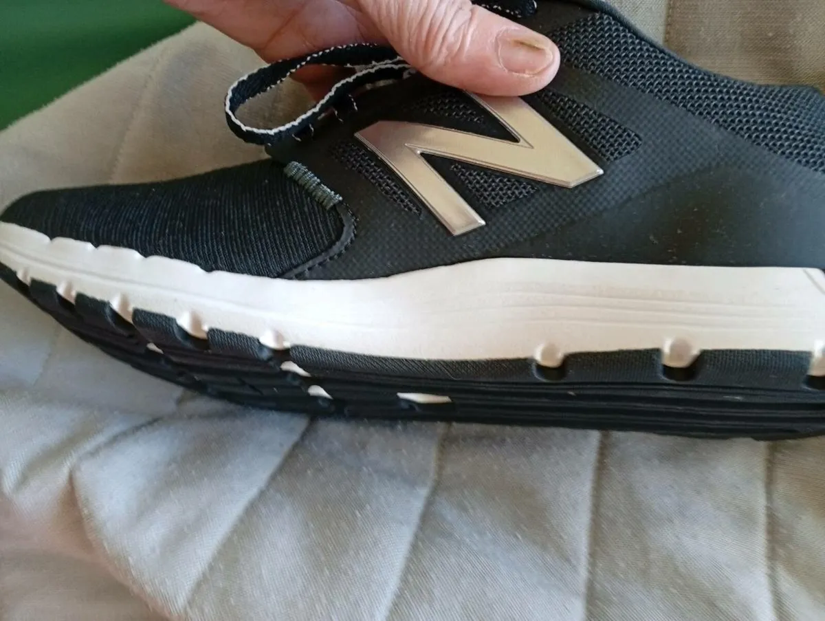 NB ladies runners. - Image 4