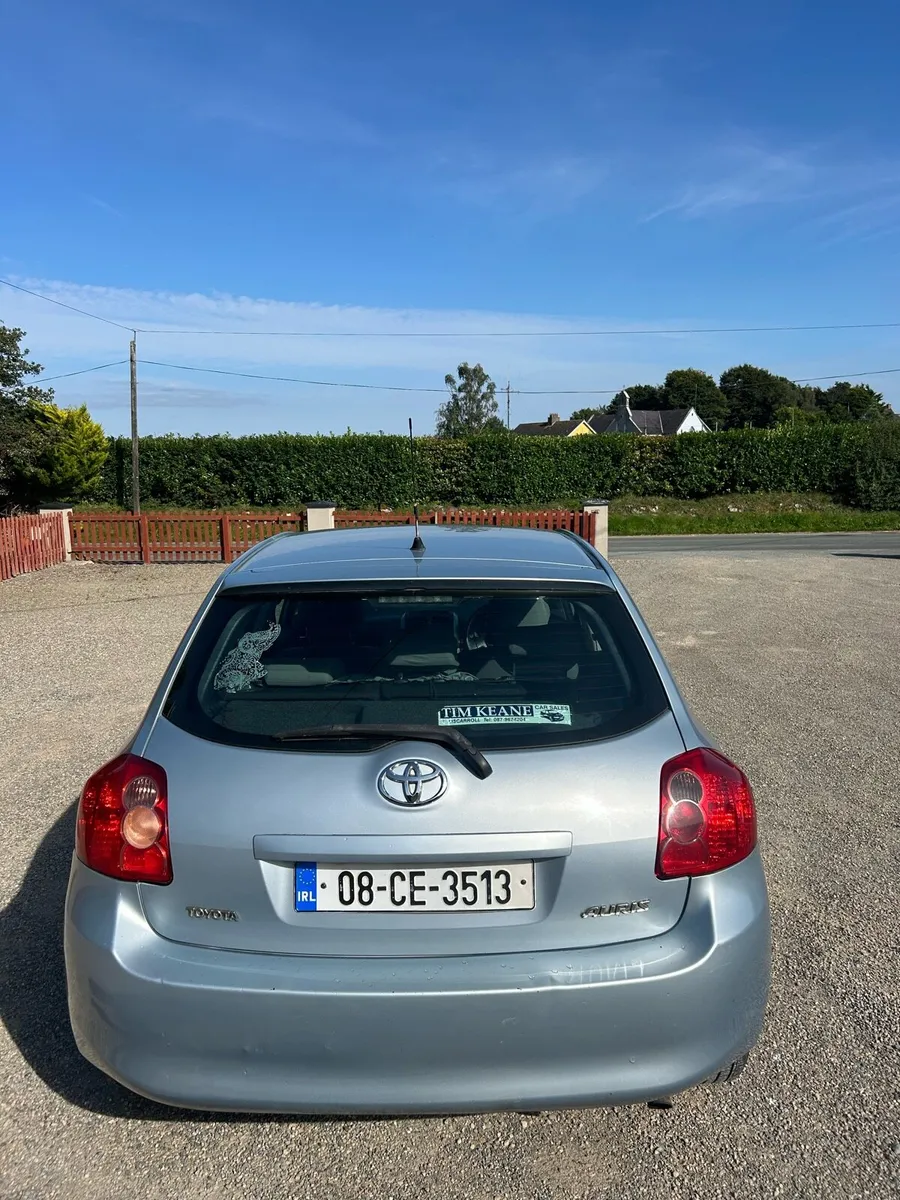 Toyota Auris - Image 2