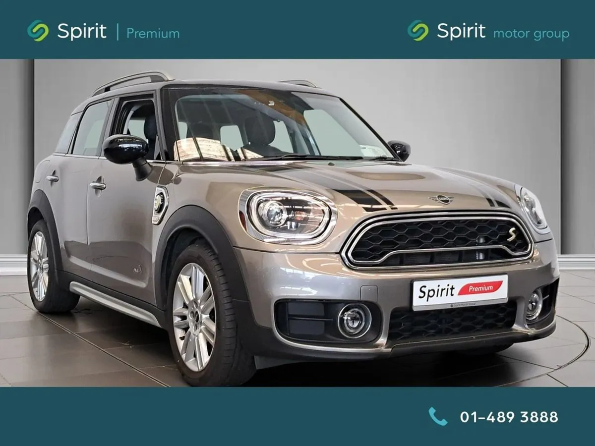 MINI COUNTRYMAN Plug-in Hybrid  panroof leather - Image 1