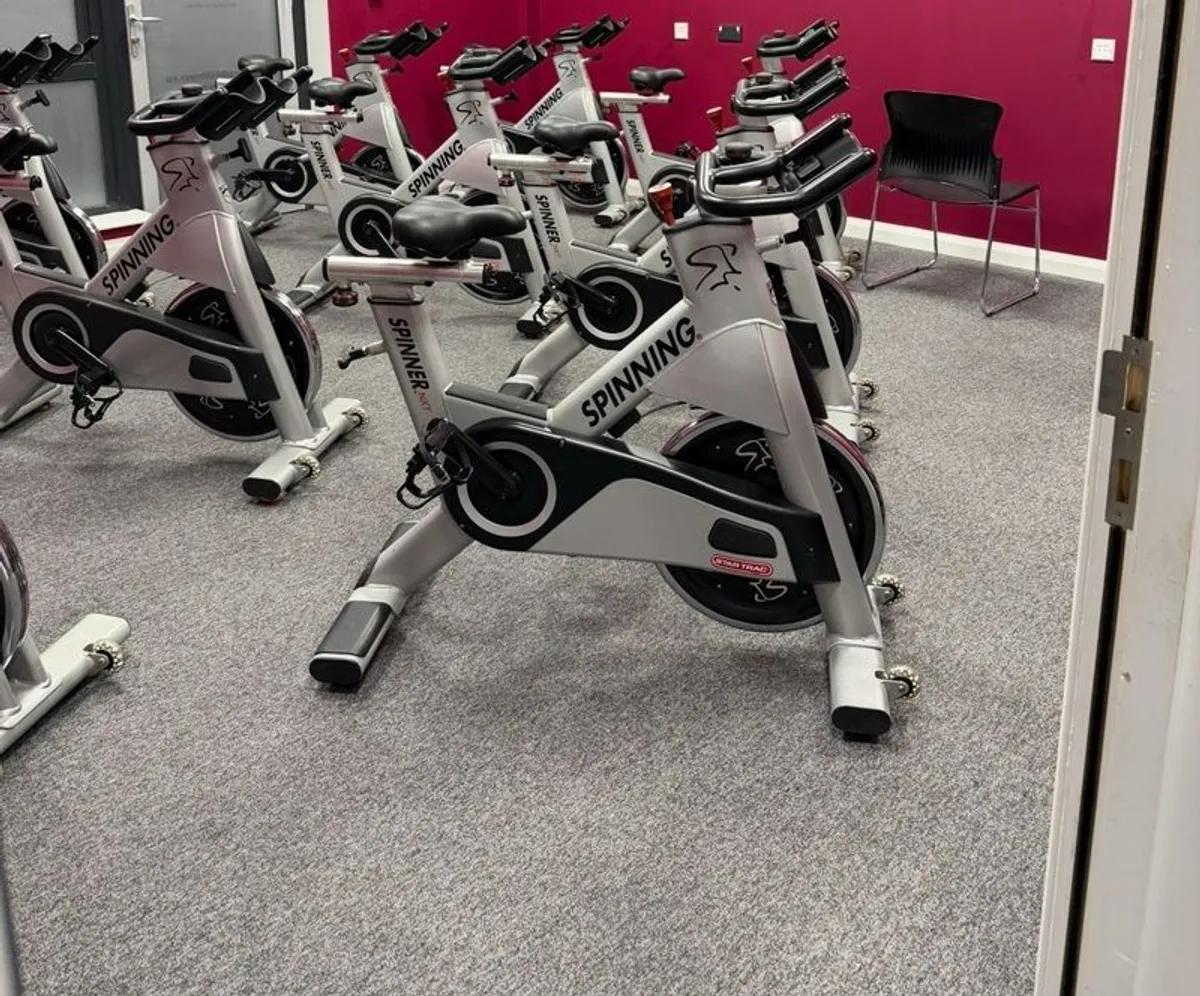 spin bikes - Image 2