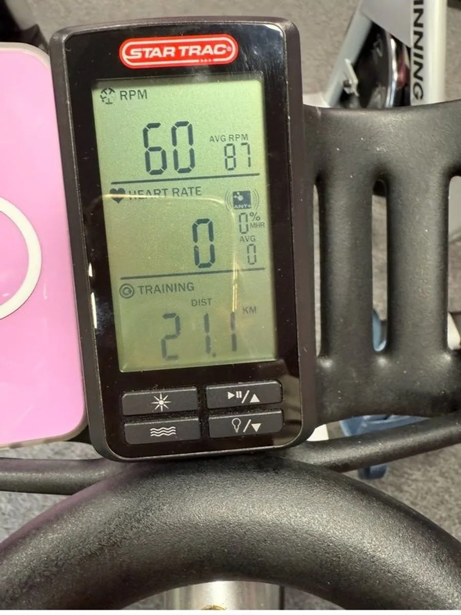 spin bikes - Image 3