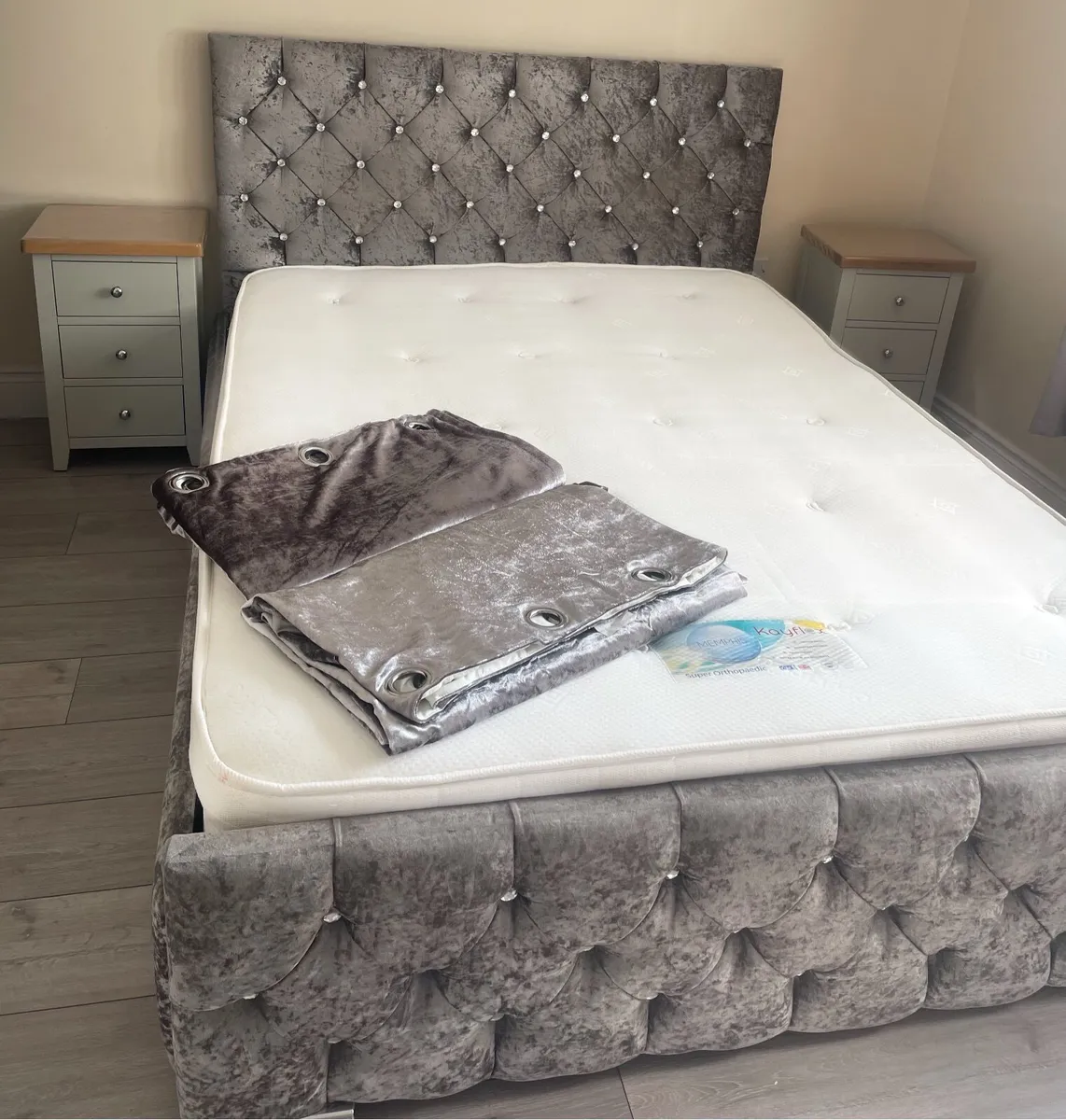 Bed, curtains & lockers - Image 1