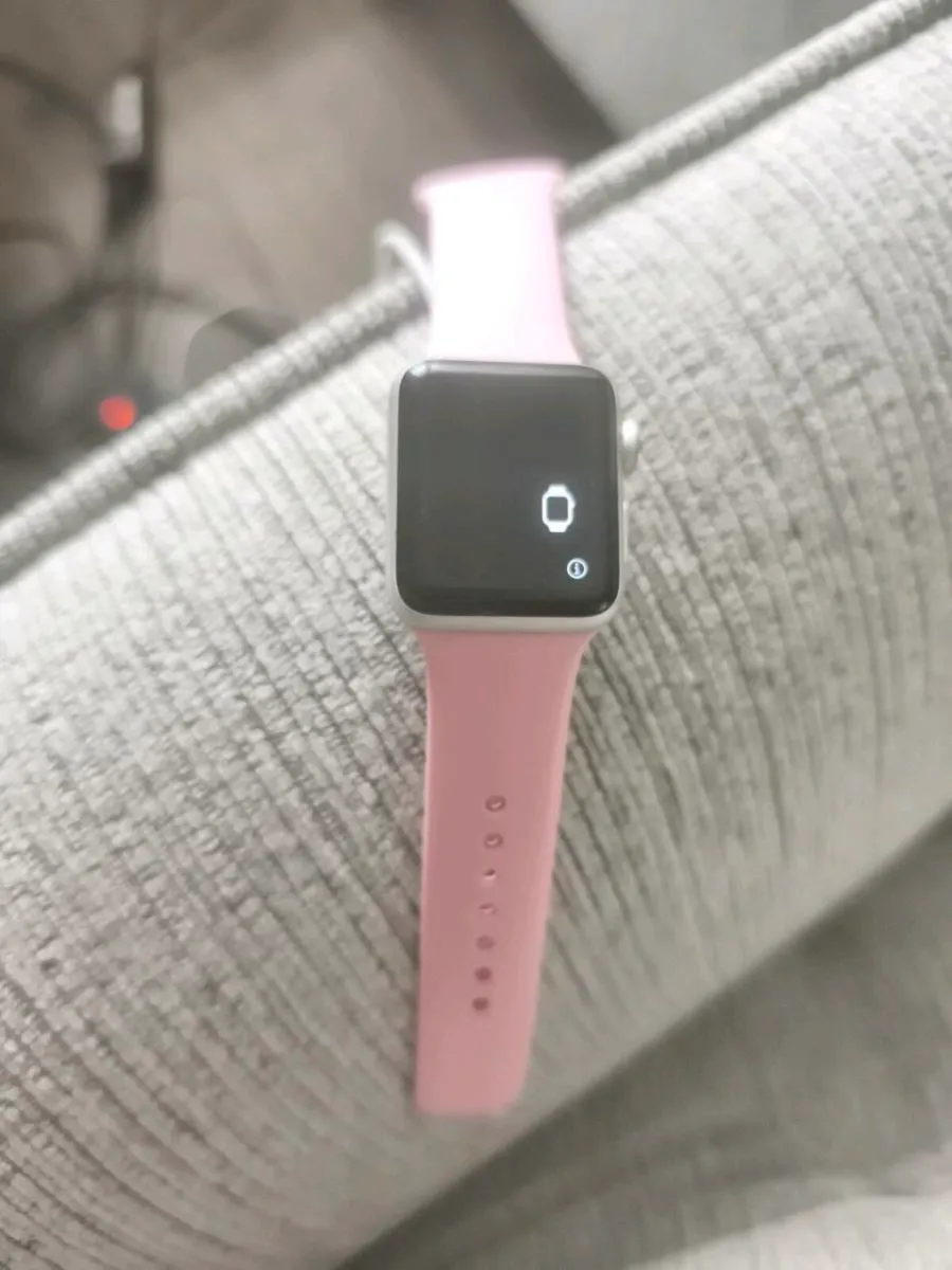 Apple Series 3 Watch 38mm - Image 1