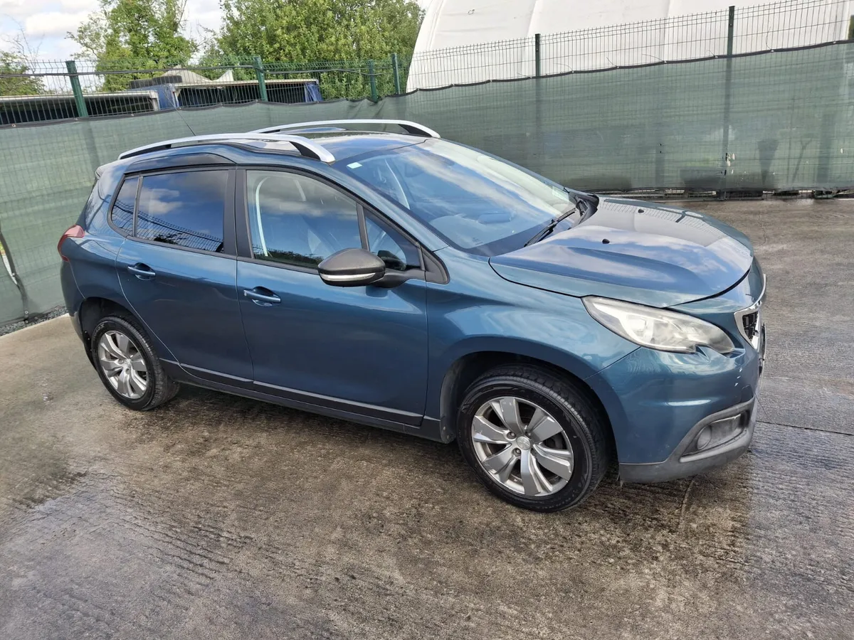 172  Peugeot 2008 1.6hdi Light Damage - Image 4