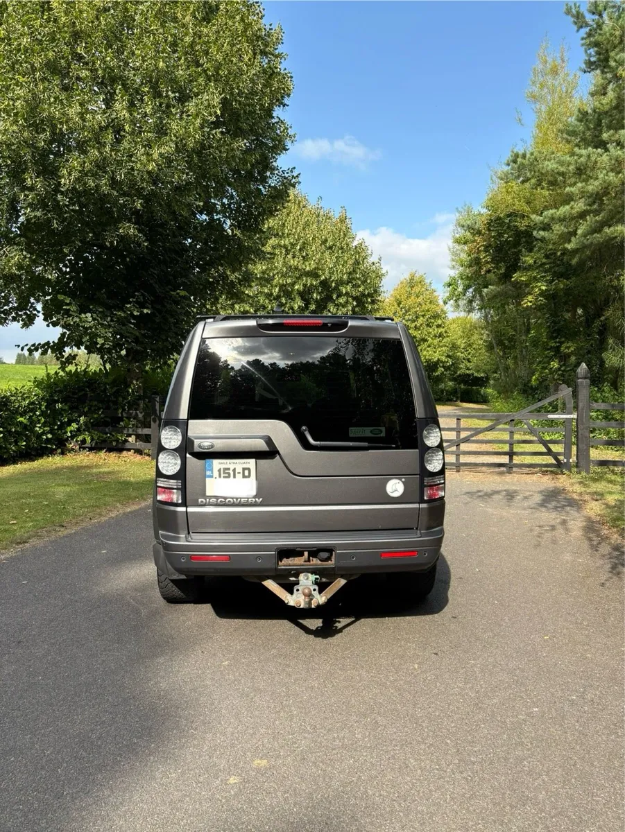 2015 Land Rover Discovery 4 - Image 3