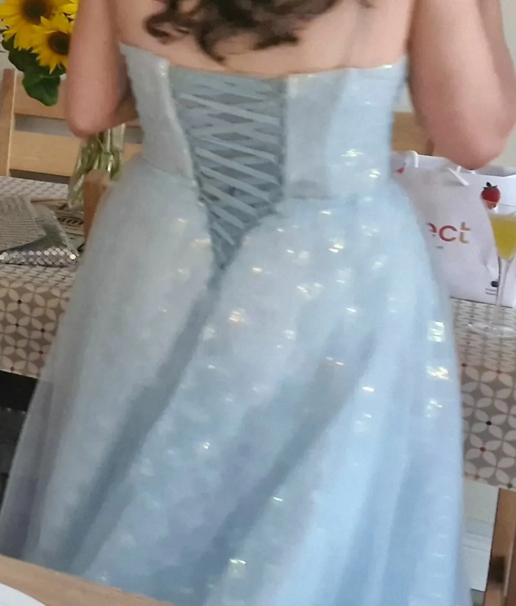 Debs dress - Image 2