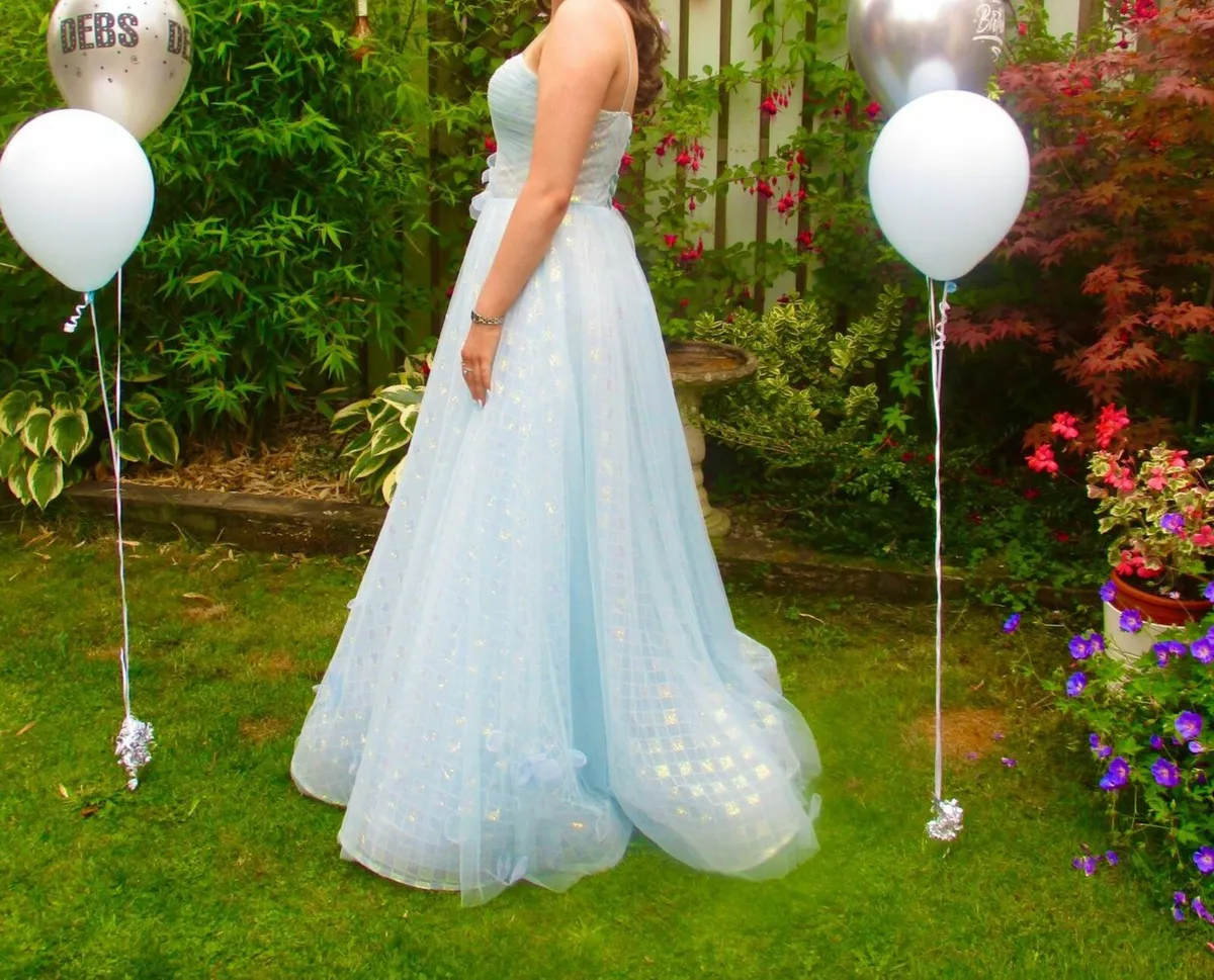 Debs dress - Image 4