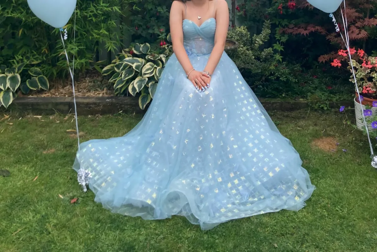 Debs dress - Image 1