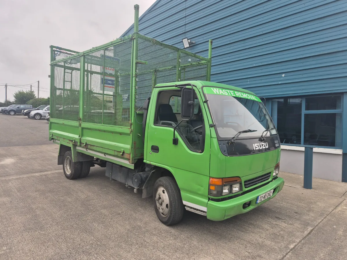 2002 ISUZU NPR 3.5TON TIPPER - Image 1