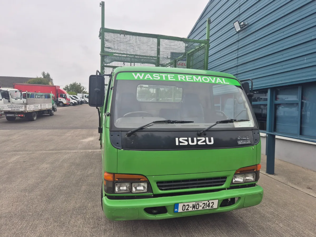 2002 ISUZU NPR 3.5TON TIPPER - Image 2