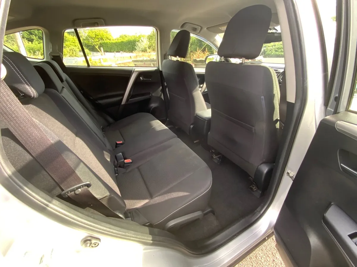 Toyota RAV4 2016 - Image 3