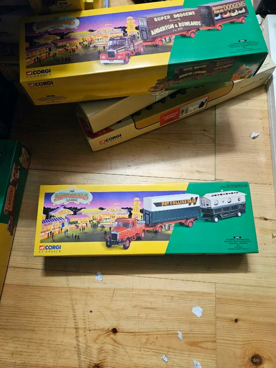 Corgi Circus Fair Ground Showmans Range Truck 1.50 - Image 1