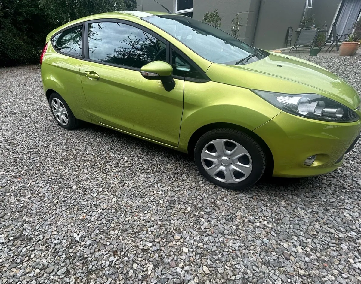Ford fiesta 2011 1.4 diesel [LOW MILES ] - Image 1