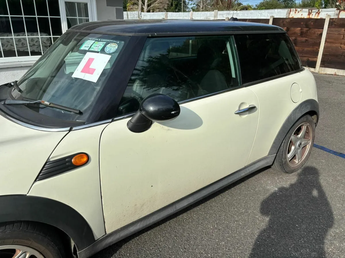 Mini Cooper 2009 - Image 3
