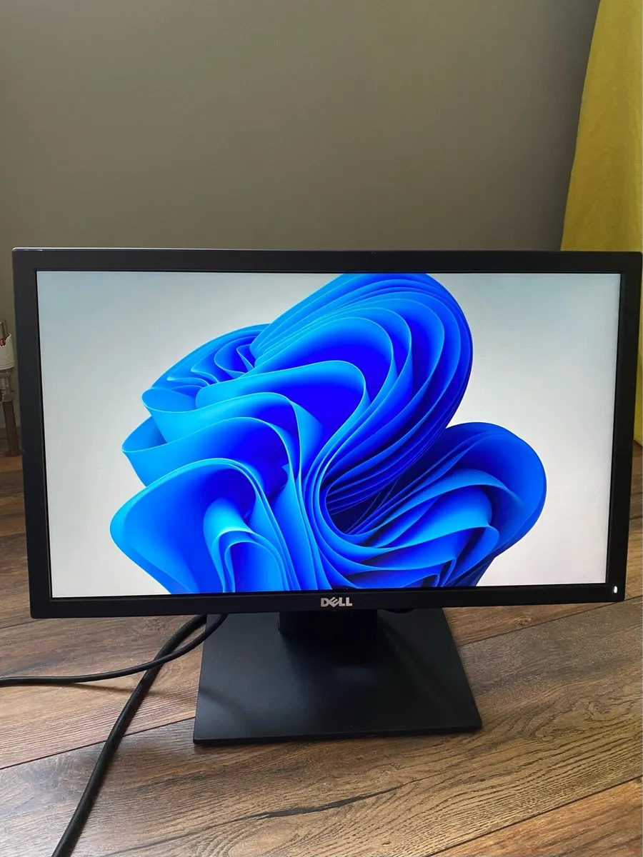 Dell 21.5 Inch Computer Monitor - Image 3
