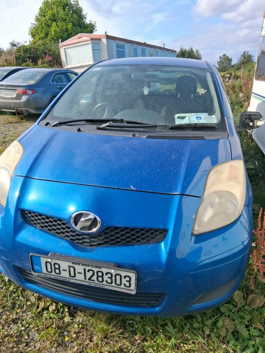08 Toyota Vitz, automatic - Image 2