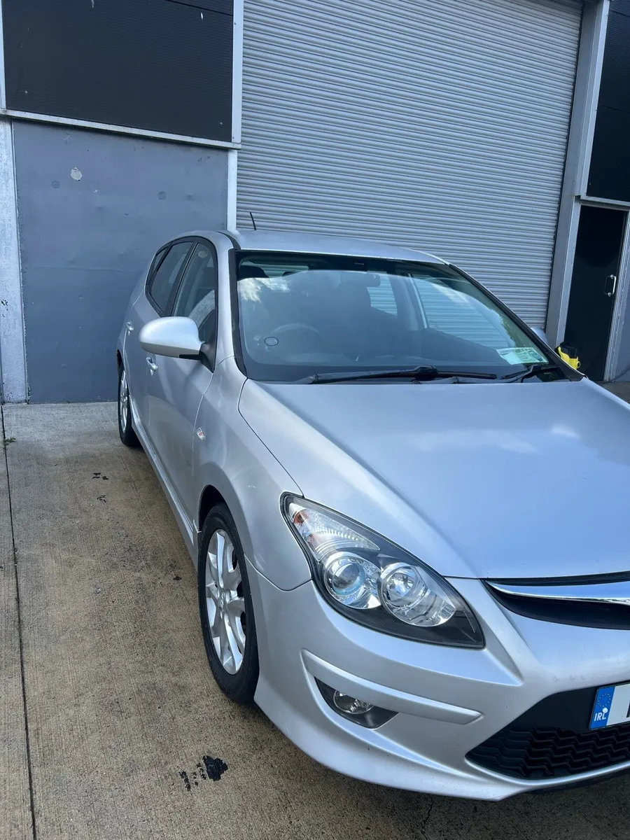 Hyundai i30 - Image 1