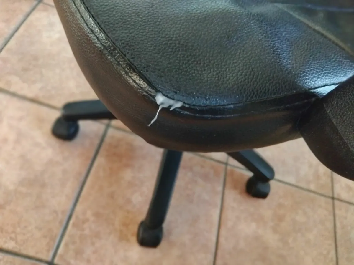 Office chair - Image 4