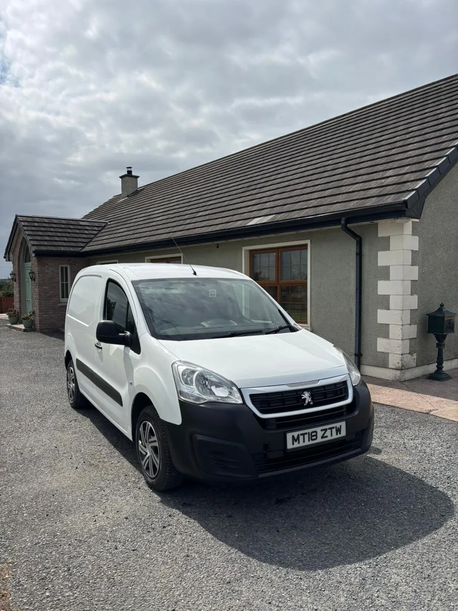 2018 Peugeot partner 200vrt (berlingo) - Image 2