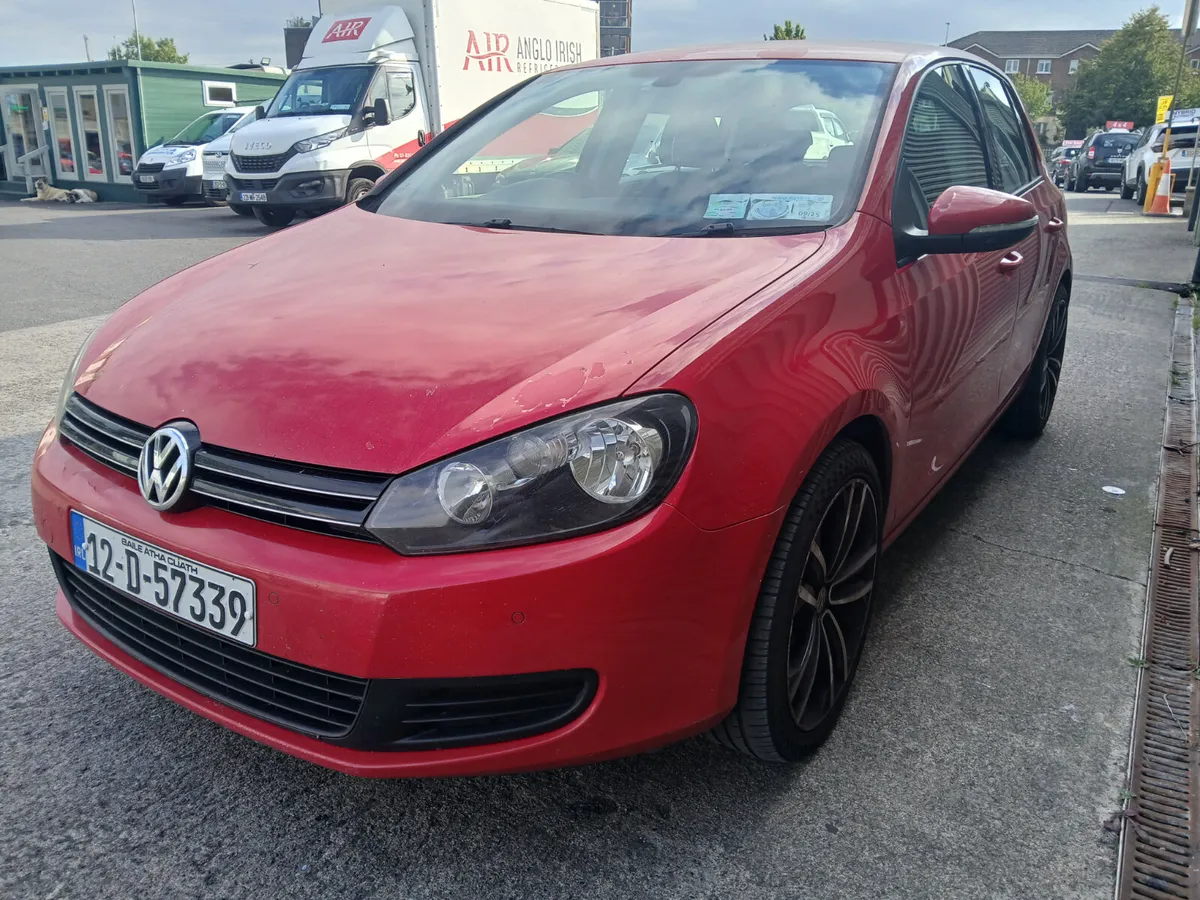 Volkswagen Golf1600 tdi  2012 lady owner - Image 4
