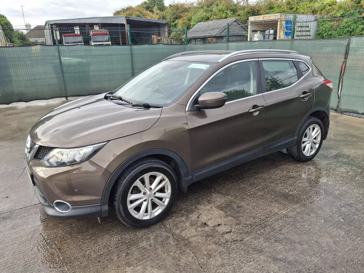 2016 Nissan Qashqai  Driver Home - Image 1