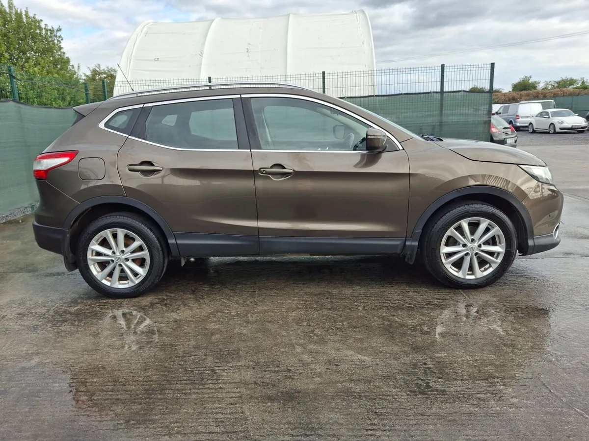 2016 Nissan Qashqai  Driver Home - Image 3