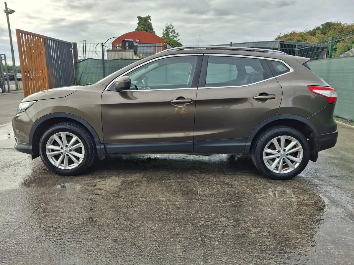2016 Nissan Qashqai  Driver Home - Image 4