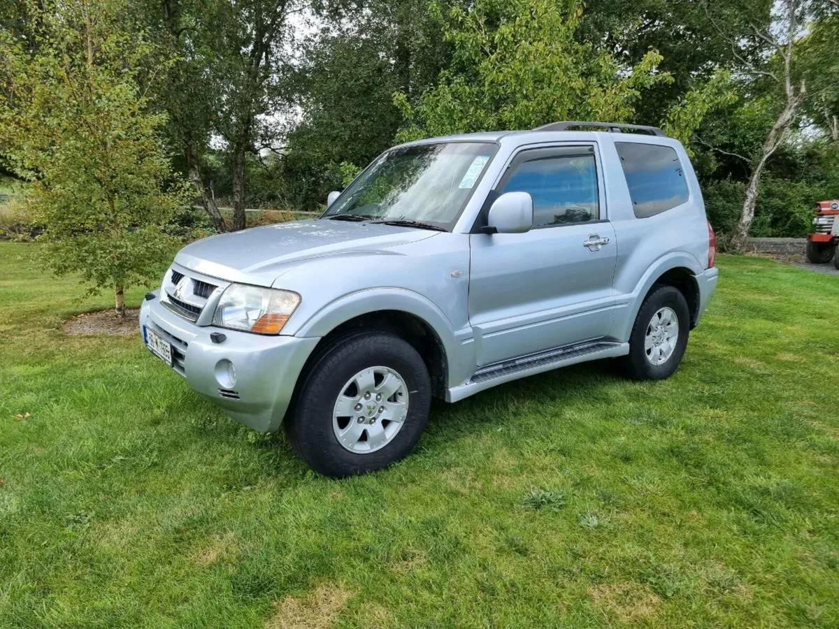 Mitsubishi Pajero - Image 1