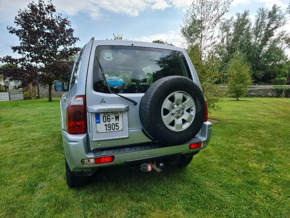 Mitsubishi Pajero - Image 3