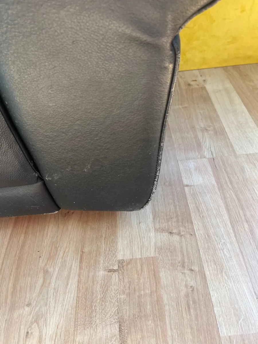 3 + 2 seater Leather couch - Image 3