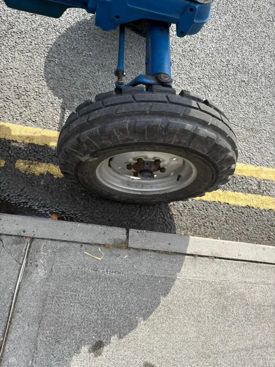 Tractor for sale or swap - Image 1