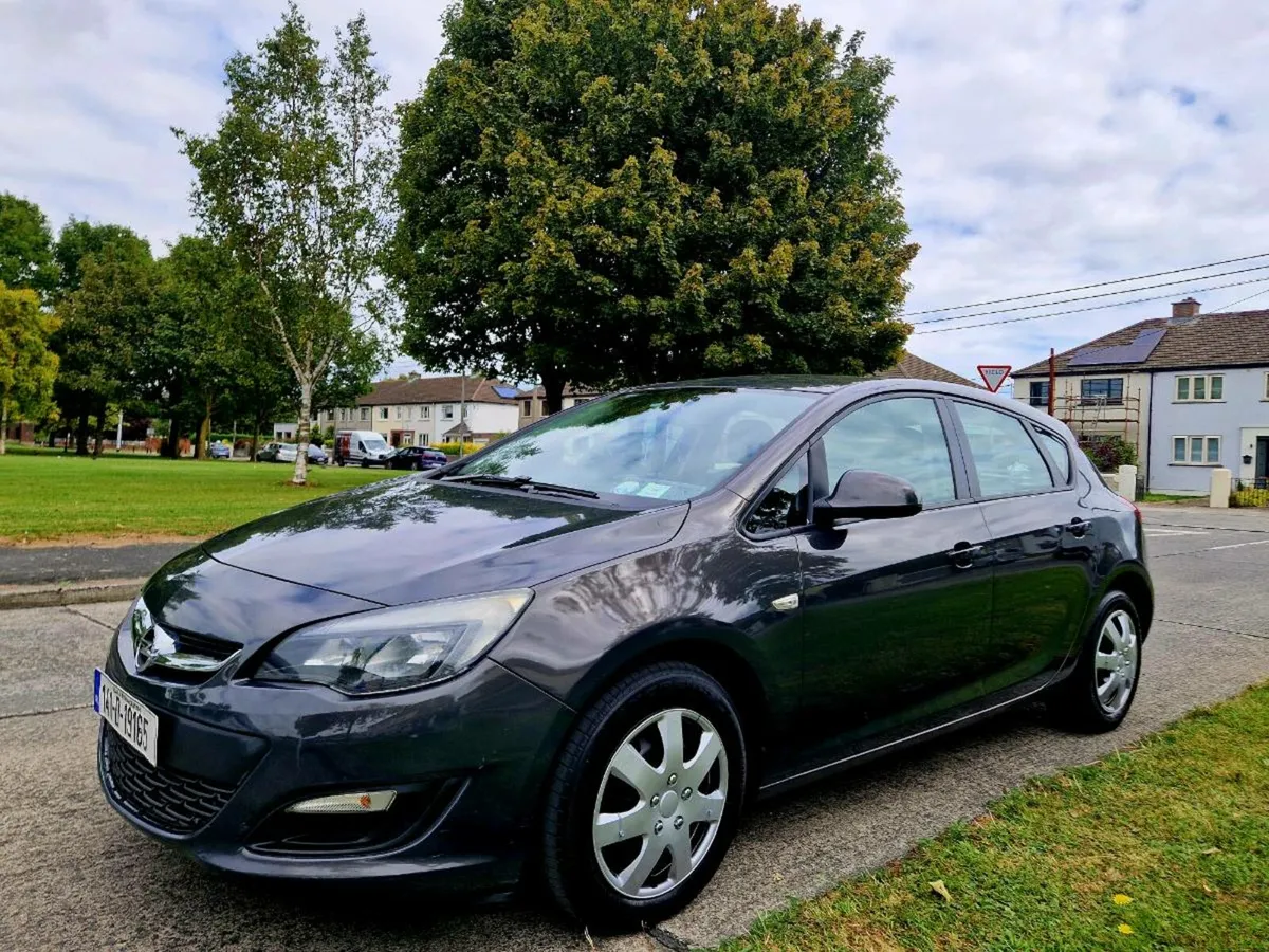 2014 opel astra 1.3cdti tax10-25 n.c.t3-26 - Image 1