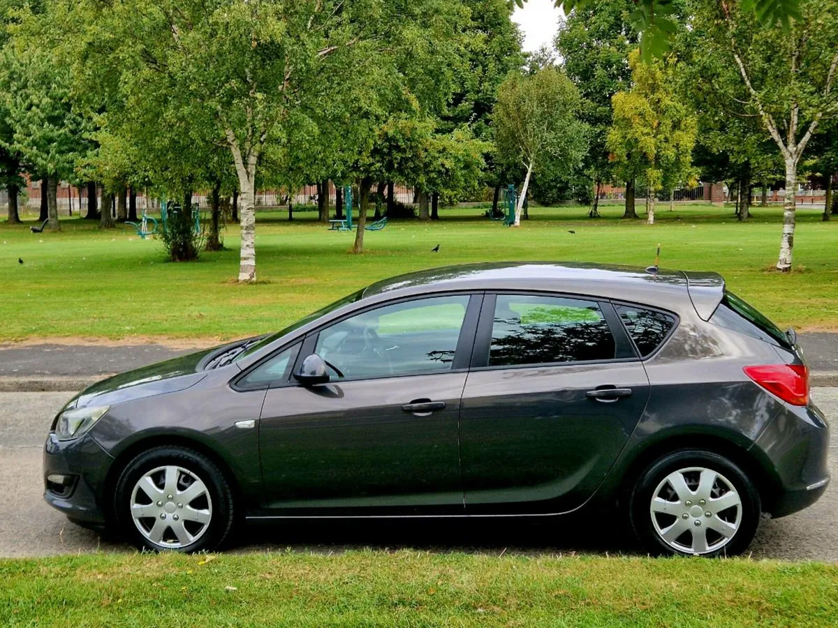 2014 opel astra 1.3cdti tax10-25 n.c.t3-26 - Image 2