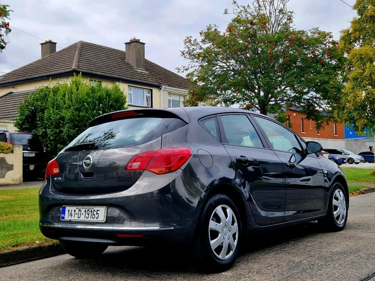 2014 opel astra 1.3cdti tax10-25 n.c.t3-26 - Image 3