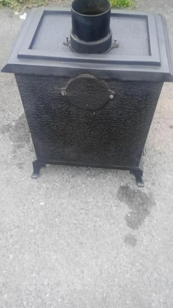 Stove - Image 2