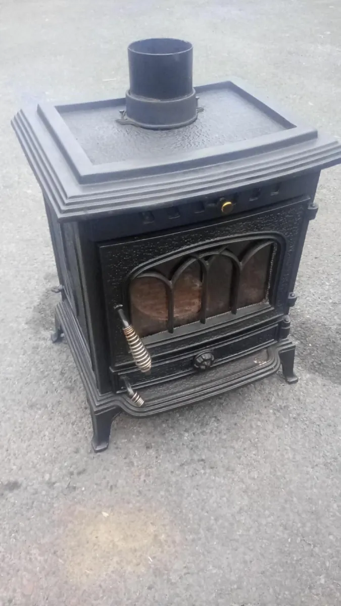Stove - Image 4
