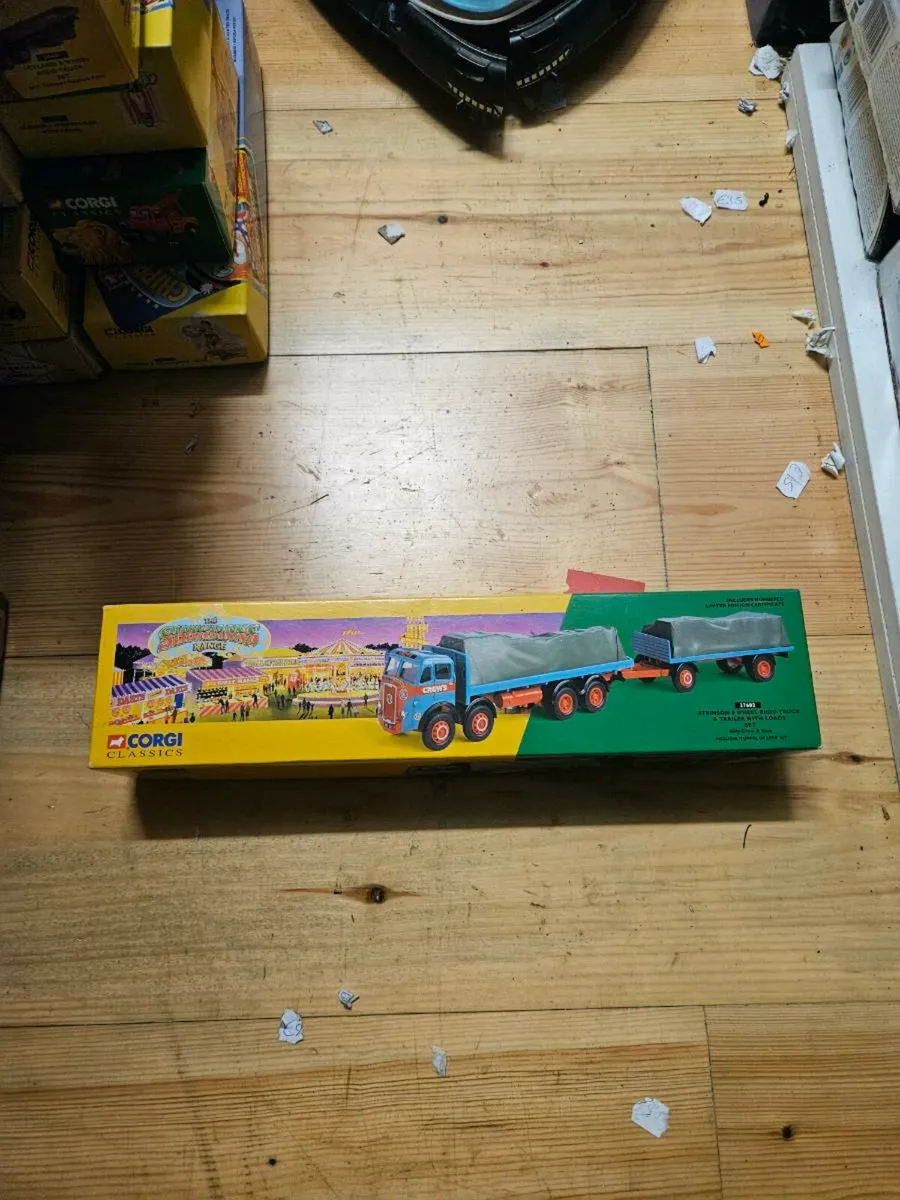 Corgi Circus Fair Ground Showmans Range Truck 1.50 - Image 1