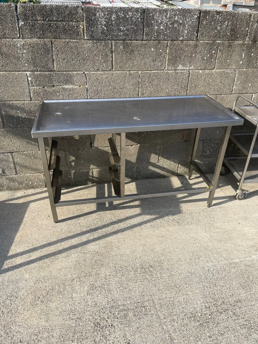 Stainless steel table - Image 1