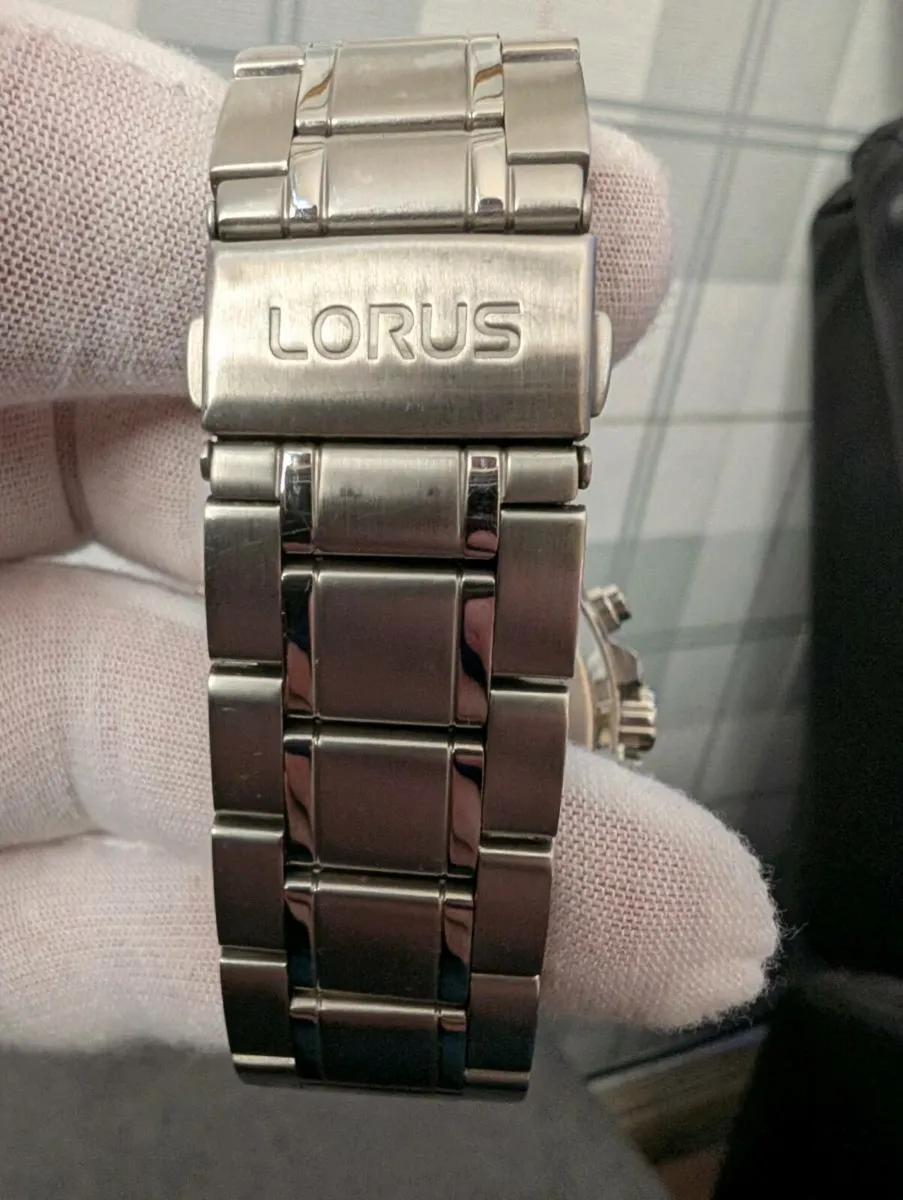 Lorus RG249AX9 Chronograph Men's Watch - Image 4