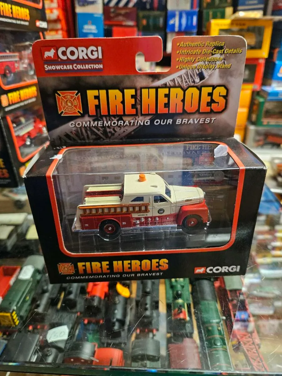 Corgi Fire Engine - Image 1