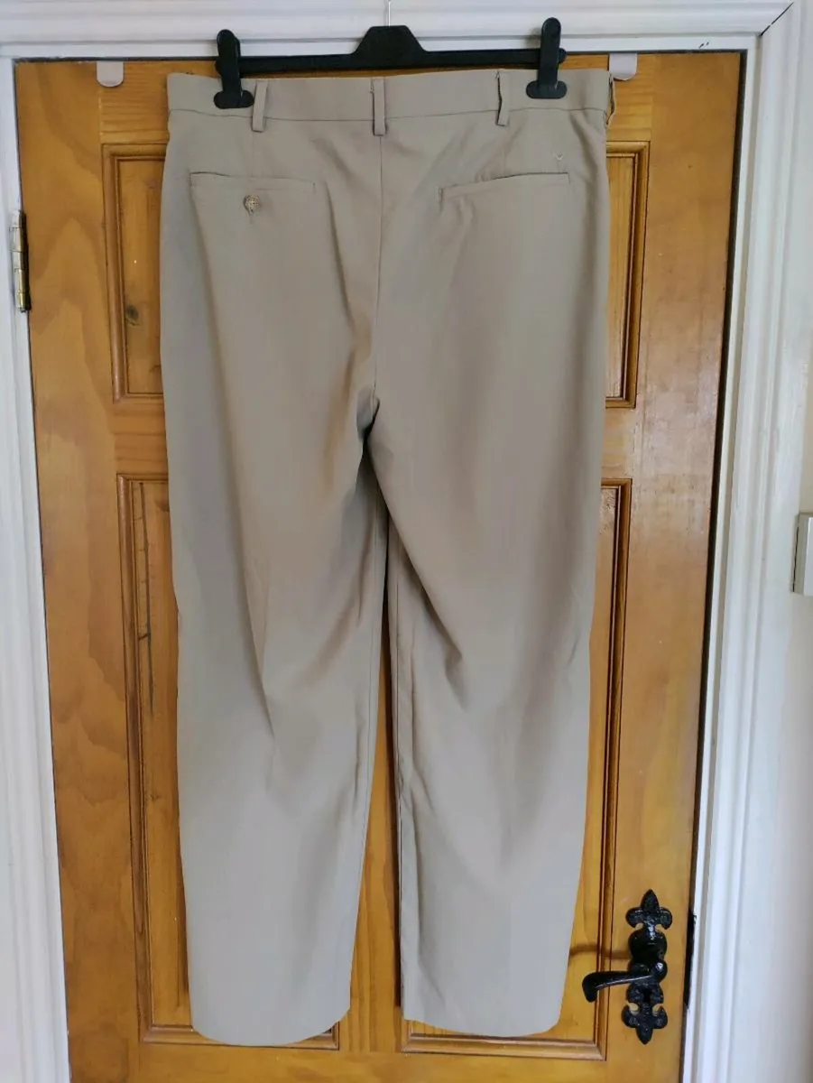 Callaway Golf Trousers 36W/30L - Image 1